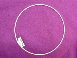 Valkoinen Metallirengas